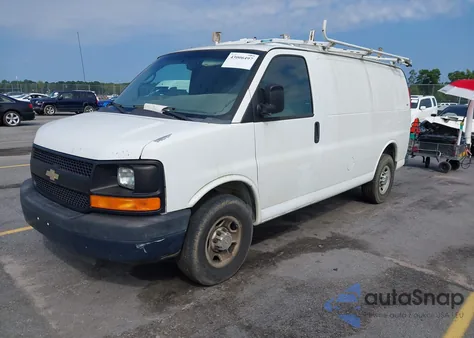 2012 Chevrolet Express 2500 Work Van z USA, uszkodzony, nr VIN 1GCWGFCAXC1194967